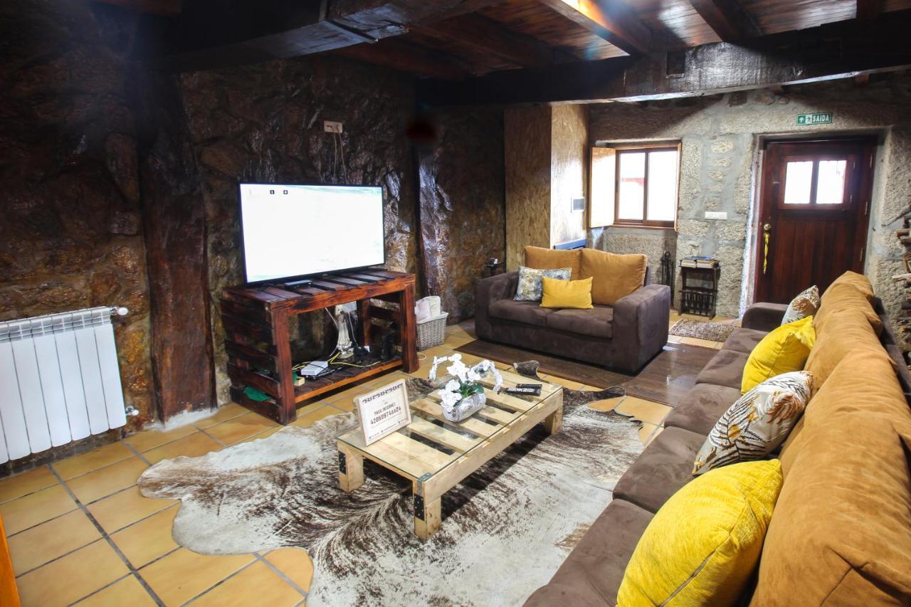 Casa Viade Hotel Montalegre Buitenkant foto